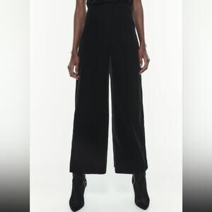 NWT Zara Black Velvet Wide Leg Culottes.